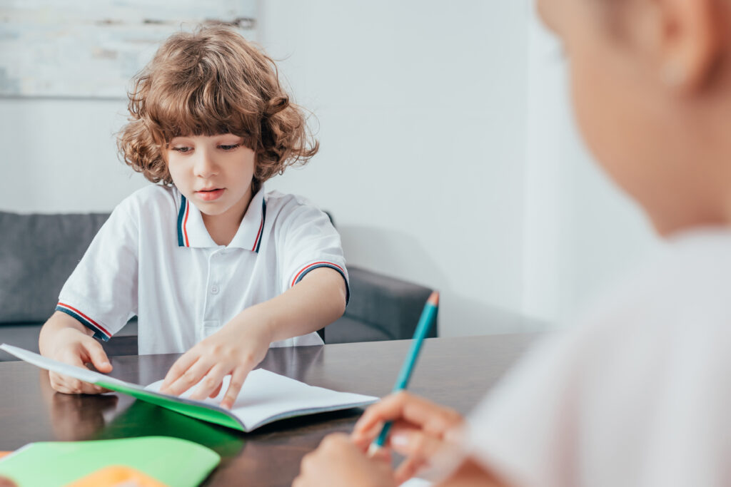 Hvordan foregår en ADHD-udredning for børn?