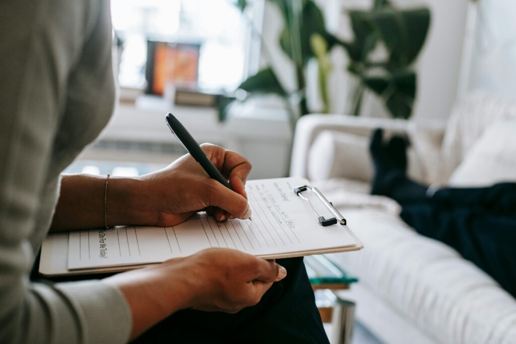 Sådan forløber en ADHD-udredning – trin for trin
